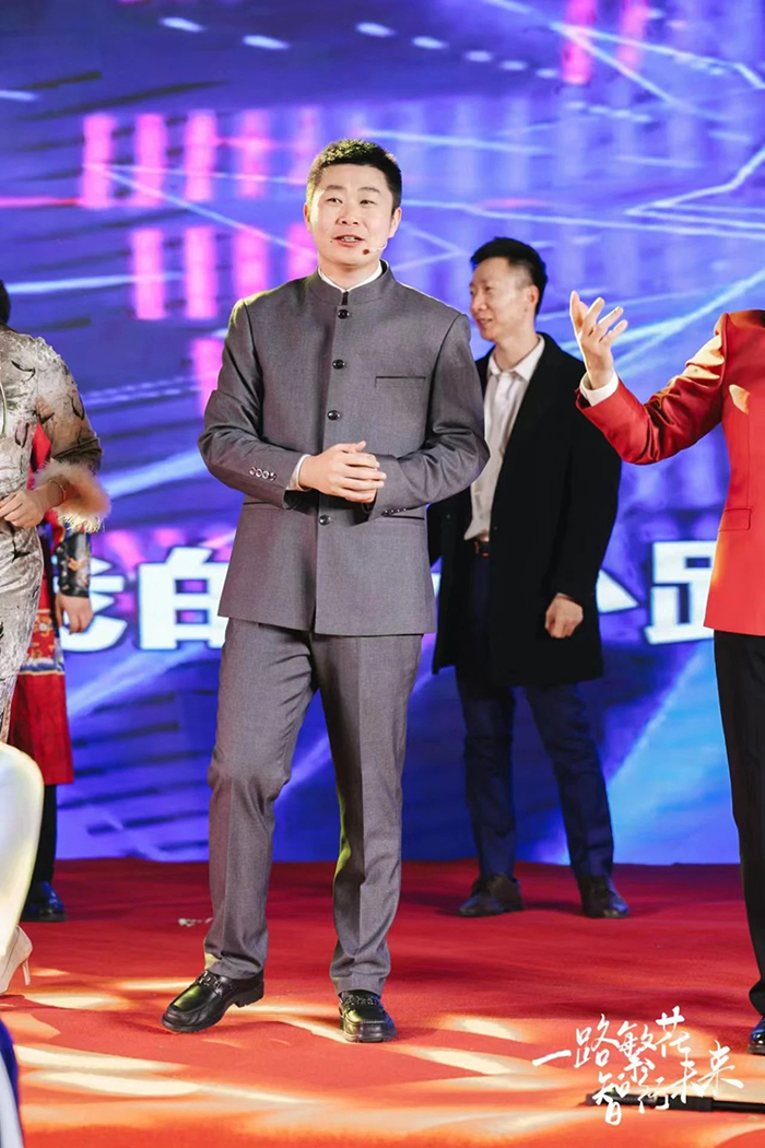 2024銀江新春晚會 (20).jpg